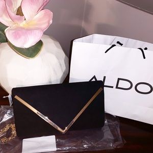 Clutch Suede black bag and Gold  is Fabulous 🙌🏽